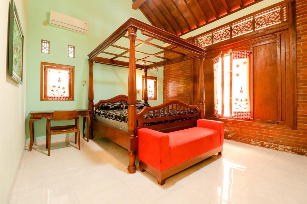 Griya 90TR Syariah Hotel Ngaglik Bagian luar foto