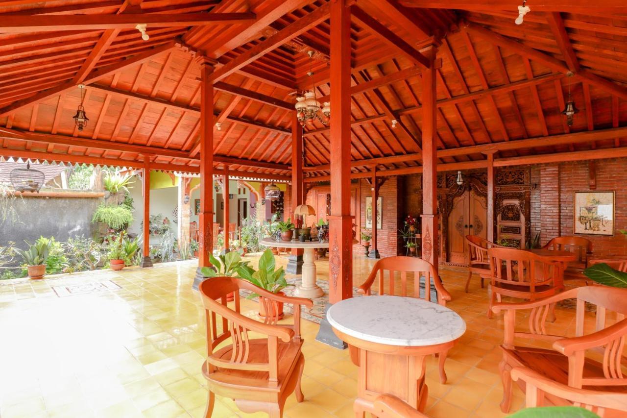 Griya 90TR Syariah Hotel Ngaglik Bagian luar foto